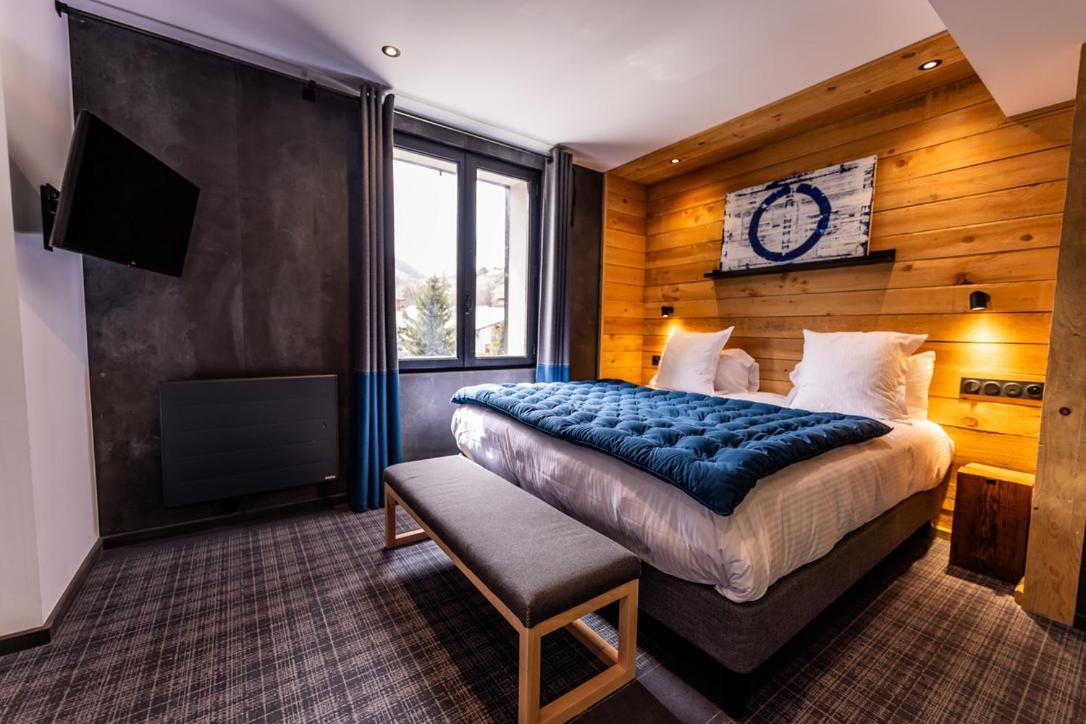 Hotel 16 | 150 Montagne & Spa Nuxe فارْ المظهر الخارجي الصورة